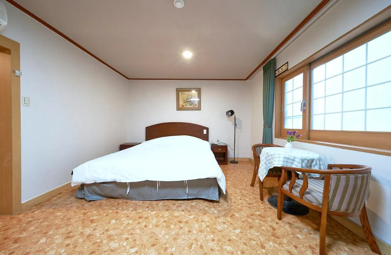 ***  Jeju Golf Hotel 韩国