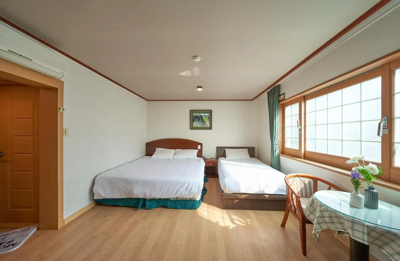 Jeju Golf Hotel